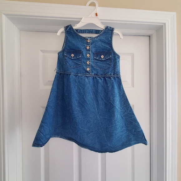 Dress - Picture 2 of 2